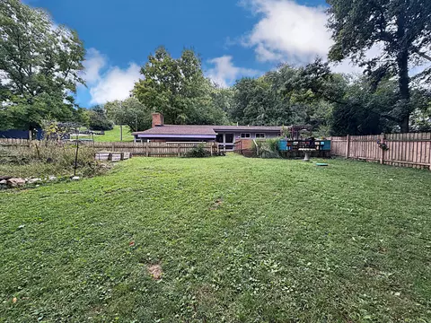 Exterior - 1232 Holly Dr, Springfield, OH 45504 photo 24 of 25
