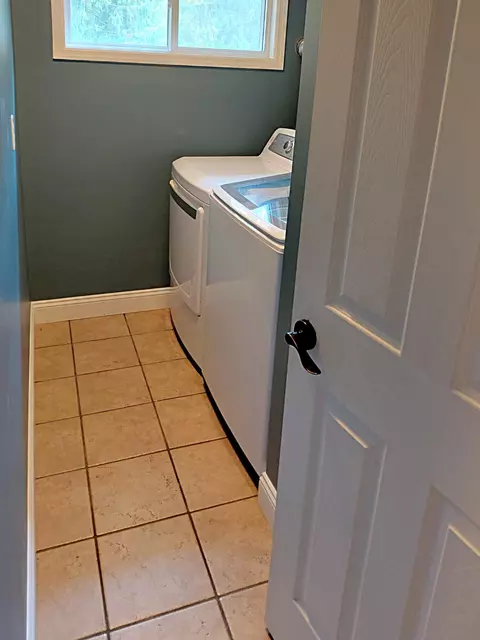 Other - 1232 Holly Dr, Springfield, OH 45504 photo 5 of 8