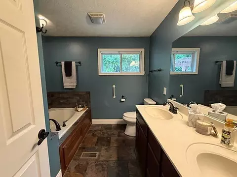 Bath - 1232 Holly Dr, Springfield, OH 45504 photo 1 of 5