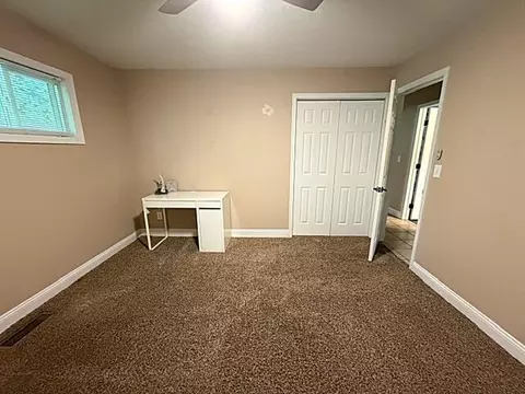 Bedroom - 1232 Holly Dr, Springfield, OH 45504 photo 5 of 10