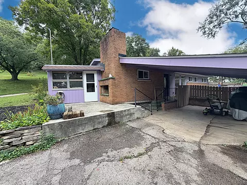 Exterior - 1232 Holly Dr, Springfield, OH 45504 photo 16 of 25