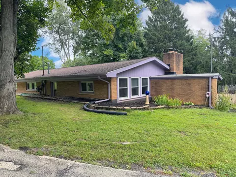 Exterior - 1232 Holly Dr, Springfield, OH 45504 photo 12 of 25