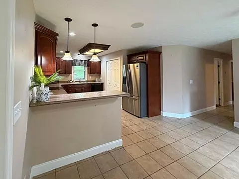 Kitchen - 1232 Holly Dr, Springfield, OH 45504 photo 3 of 9