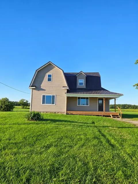 8039 Shelley Rd, Mendon, OH 45862 photo 2