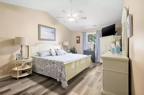 Bedroom - 4791 Cornell St, Springfield, OH 45503 photo 1 of 4