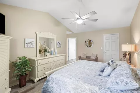 Bedroom - 4791 Cornell St, Springfield, OH 45503 photo 2 of 4
