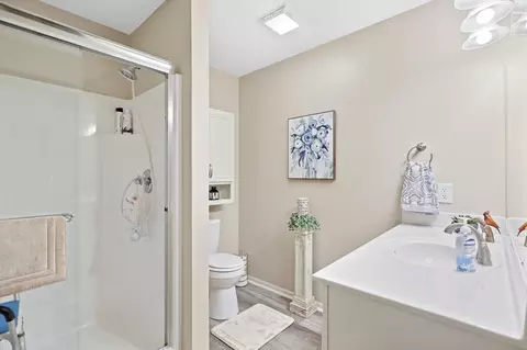 Bath - 4791 Cornell St, Springfield, OH 45503 photo 1 of 6