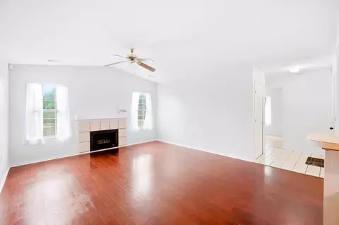 Living - 3986 Covington Dr, Springfield, OH 45503 photo 1 of 5