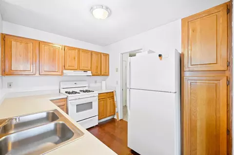 Kitchen - 3986 Covington Dr, Springfield, OH 45503 photo 1 of 3