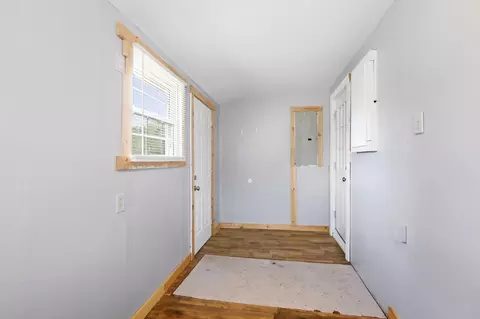 Entry Way - 1823 Edwards Ave, Springfield, OH 45503 photo 1 of 2