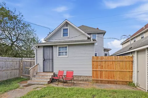 Exterior - 1823 Edwards Ave, Springfield, OH 45503 photo 6 of 8