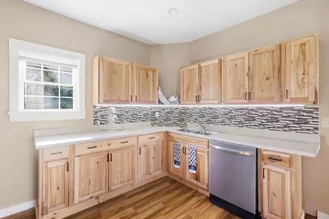 Kitchen - 1823 Edwards Ave, Springfield, OH 45503 photo 3 of 4