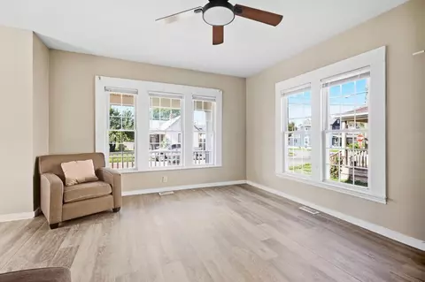 Living - 1823 Edwards Ave, Springfield, OH 45503 photo 3 of 4