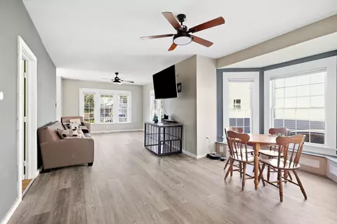 Living - 1823 Edwards Ave, Springfield, OH 45503 photo 4 of 4