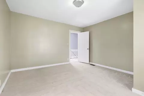 Bedroom - 1823 Edwards Ave, Springfield, OH 45503 photo 2 of 6