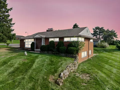 Exterior - 3401 Echo Dr, Springfield, OH 45502 photo 2 of 19