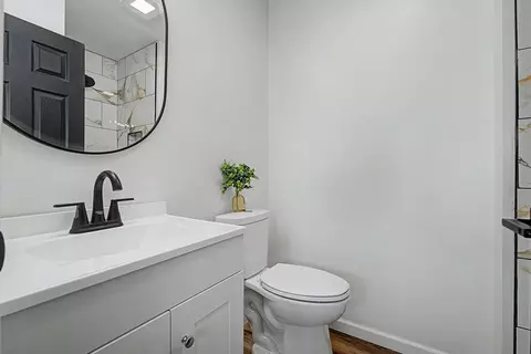 Bath - 3401 Echo Dr, Springfield, OH 45502 photo 1 of 6