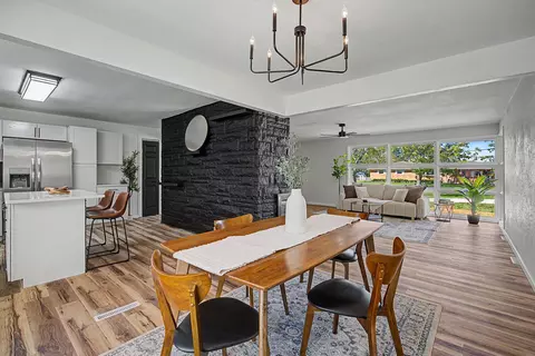 Dining - 3401 Echo Dr, Springfield, OH 45502 photo 2 of 3