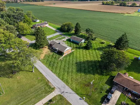 View/Area - 3401 Echo Dr, Springfield, OH 45502 photo 2 of 11