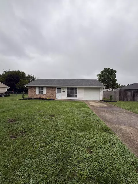 Exterior - 3147 Sudbury St, Springfield, OH 45503 photo 4 of 5