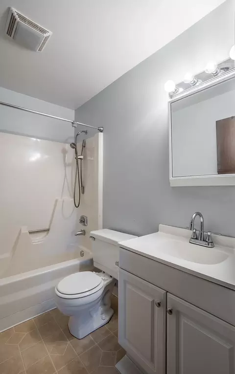 Bath - 1238 Taft St, Sidney, OH 45365 photo 1 of 2