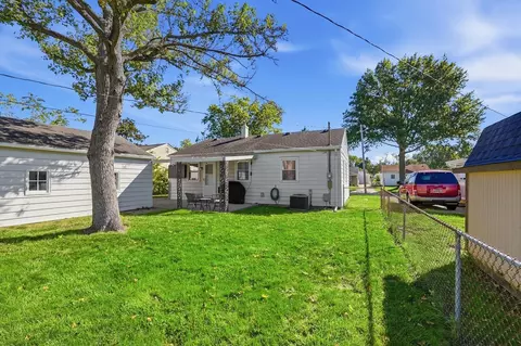 Exterior - 615 Mount Joy St, Springfield, OH 45505 photo 3 of 8