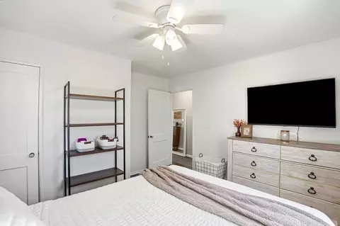 Bedroom - 615 Mount Joy St, Springfield, OH 45505 photo 2 of 4