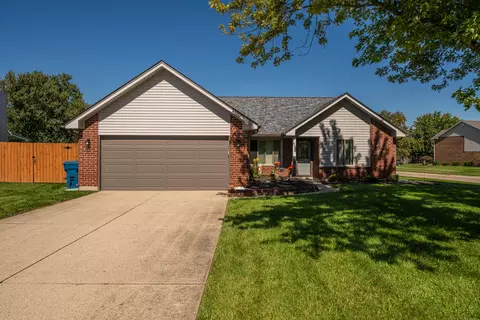 8030 Chipgate Ct, Huber Heights, OH 45424