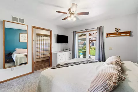 Bedroom - 17611 Botkins Rd, Botkins, OH 45306 photo 1 of 7