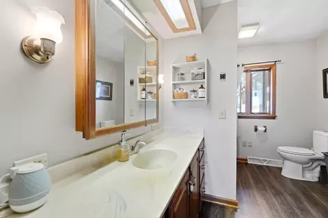 Bath - 17611 Botkins Rd, Botkins, OH 45306 photo 2 of 6