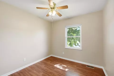 Bedroom - 3039 Lynn Haven St, Springfield, OH 45503 photo 6 of 7