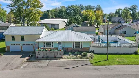 617 High Ave, Russells Point, OH 43348