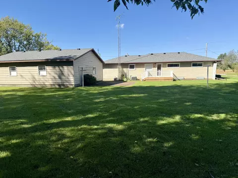Exterior - 6162 Prairie Rd, Springfield, OH 45502 photo 8 of 9