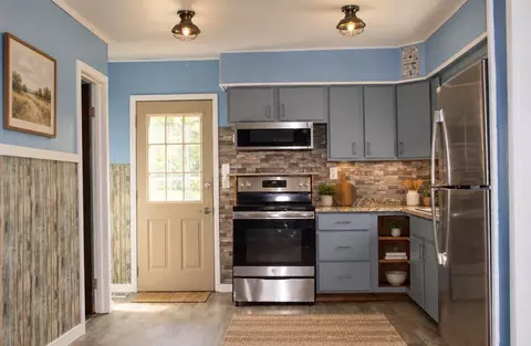 Kitchen - 1418 Titus Rd, Springfield, OH 45502 photo 4 of 4