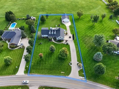 1628 County Road 10, Bellefontaine, OH 43311
