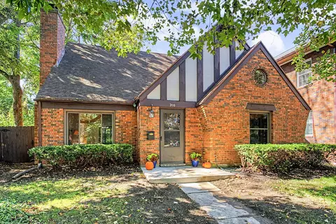 310 Phillips St, Yellow Springs, OH 45387