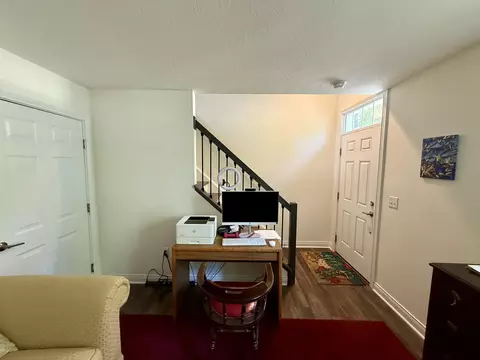 Entry Way - 21 Mill Run Pl, Springfield, OH 45502 photo 1 of 2