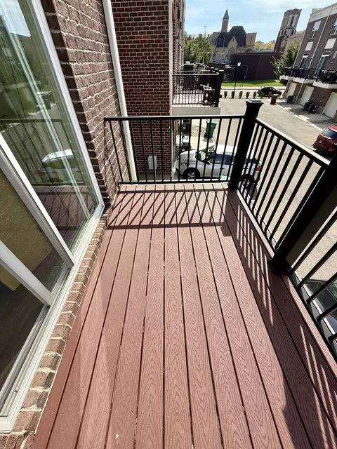 Exterior - 21 Mill Run Pl, Springfield, OH 45502 photo 2 of 3