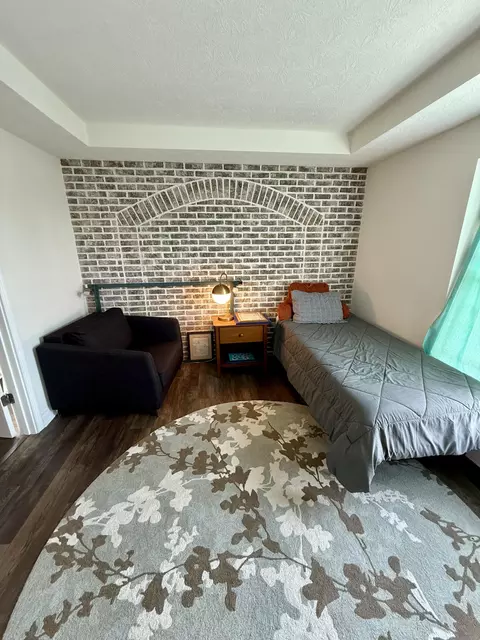 Bedroom - 21 Mill Run Pl, Springfield, OH 45502 photo 1 of 6
