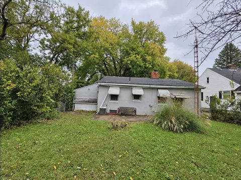 Exterior - 419 S Clairmont Ave, Springfield, OH 45505 photo 7 of 7