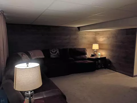 Living - 113 Freedom Ct, Sidney, OH 45365 photo 2 of 3