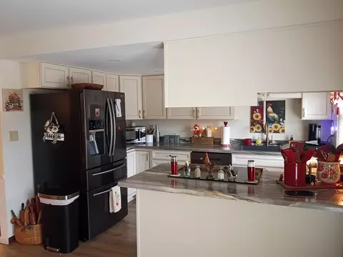 Kitchen - 113 Freedom Ct, Sidney, OH 45365 photo 2 of 4