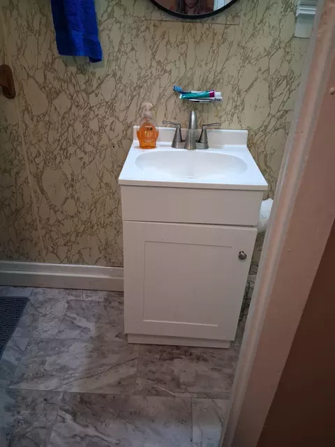 Bath - 136 Brooklyn Ave, Sidney, OH 45365 photo 3 of 3