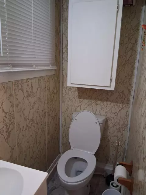 Bath - 136 Brooklyn Ave, Sidney, OH 45365 photo 1 of 3