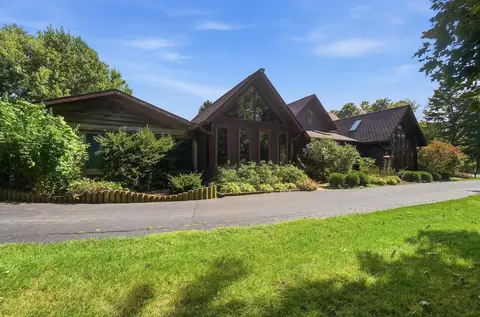 8446 Us 36, Saint Paris, OH 43072