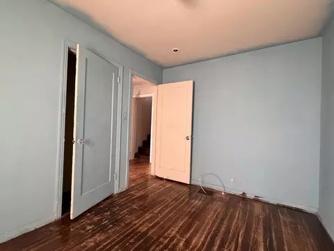 Bedroom - 907 E Rose St, Springfield, OH 45505 photo 1 of 2