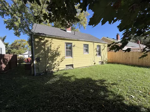 Exterior - 907 E Rose St, Springfield, OH 45505 photo 6 of 7