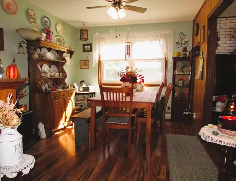 Dining - 1300 Stephens Rd, Sidney, OH 45365 photo 1 of 2
