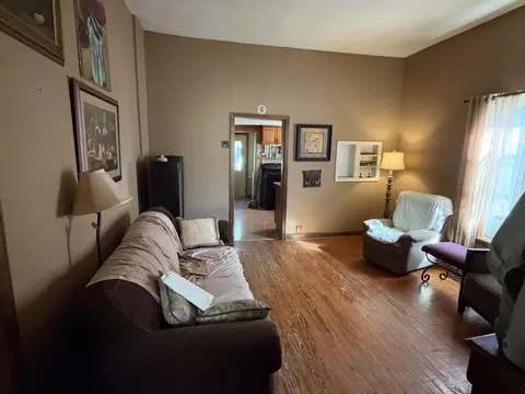 Living - 1432 Broadway St, Springfield, OH 45504 photo 1 of 1