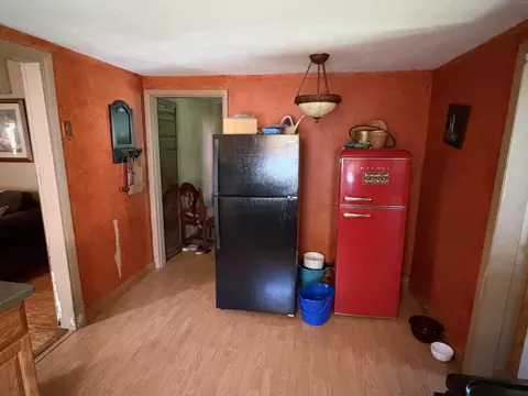 Kitchen - 1432 Broadway St, Springfield, OH 45504 photo 2 of 2